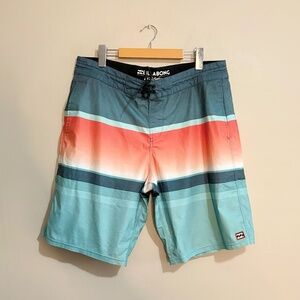 ✌️2/$10✌️ Billabong Teal & Orange Striped Board Shorts Elastic Drawstring Sz 34